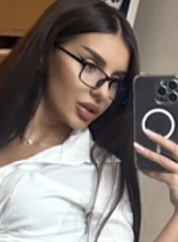 Knightsbridge 200-to-300 Venus london escort