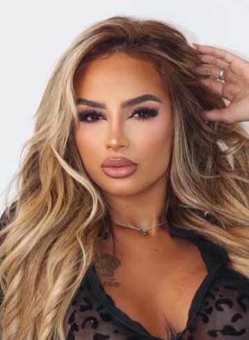 Earls Court blonde Kira london escort