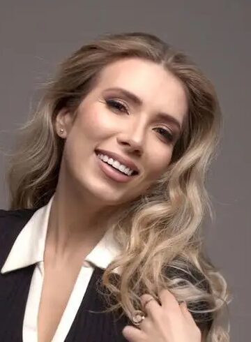 South Kensington 300-to-400 Savia london escort