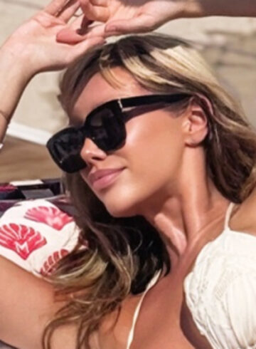 South Kensington blonde Electra london escort