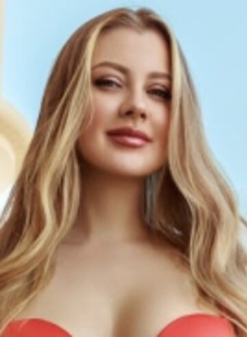 Earls Court 200-to-300 Suzie london escort
