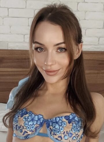 Earls Court 300-to-400 Virea london escort