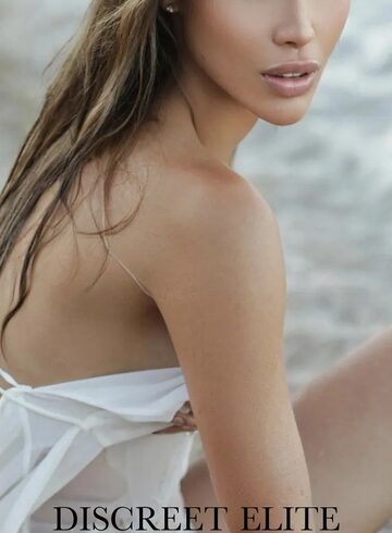 Outcall Only party-girl Luciana london escort