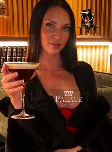 central london brunette Karina london escort