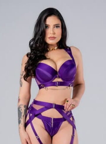 Marylebone brunette Lorena london escort