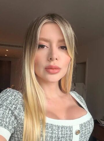 South Kensington 200-to-300 Caridee london escort