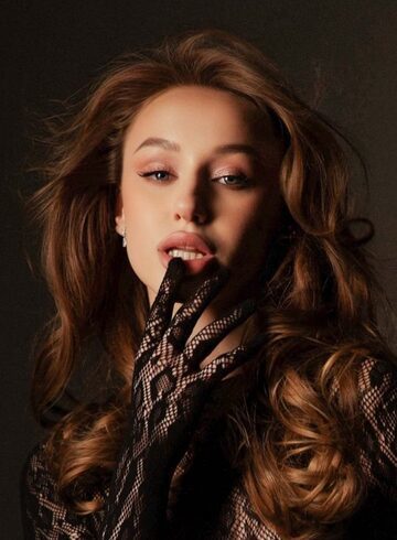Chelsea massage Iskra london escort