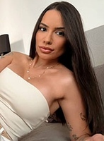 Central London petite Nicoletta london escort