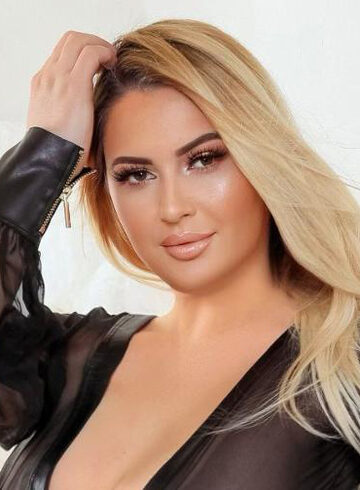 central london blonde Belkis london escort