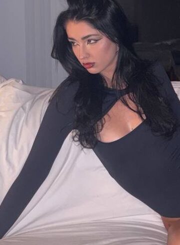 Earls Court 300-to-400 Iben london escort