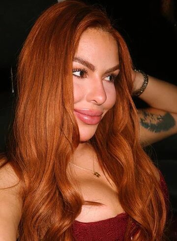 Marylebone petite Generosa london escort