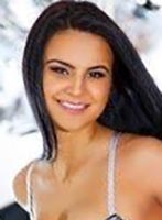 Paddington under-200 Abata london escort