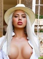 Knightsbridge  Moon london escort