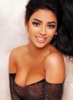 Mayfair under-200 Koryn london escort