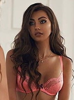 Knightsbridge brunette Vlasta london escort
