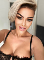 Earls Court petite Jennifer london escort