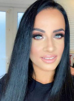 Oxford Street party-girl Zenaida london escort