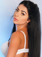 Earls Court brunette Amelia london escort