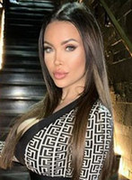 Mayfair brunette Anastasia london escort