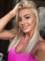 Kensington busty Alice Romain london escort