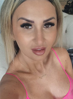 Earls Court busty Aria london escort