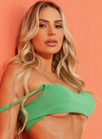 Mayfair latin Cora london escort