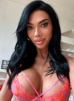 Central London busty Roberta london escort