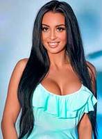 Central London brunette Penelope london escort