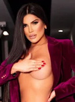 Chelsea brunette Paloma london escort
