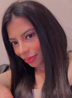 central london brunette Mannu london escort