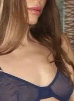 Knightsbridge brunette Luna london escort