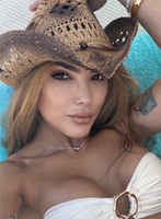 Mayfair petite Lauren london escort
