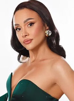 Gloucester Road 200-to-300 Amelia london escort
