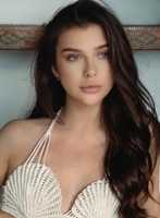 Earls Court party-girl Miracle london escort
