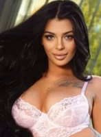 Marble Arch brunette Emilia london escort