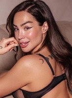 Kensington brunette Samie london escort