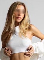Central London party-girl Melanie london escort