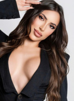 central london brunette Luna london escort