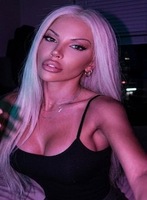 Mayfair blonde Charlene london escort