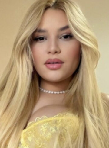Marble Arch blonde Pacha london escort