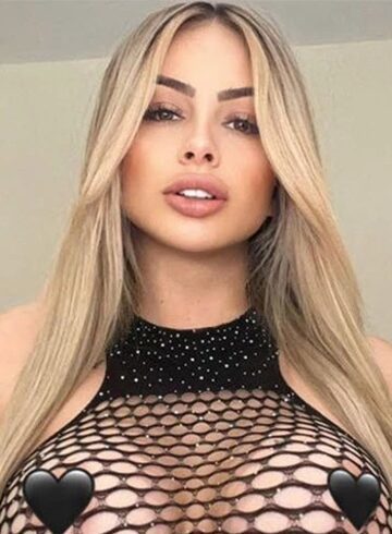 Central London blonde Cozy london escort