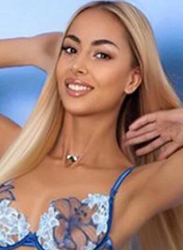 Mayfair party-girl Dashaa london escort