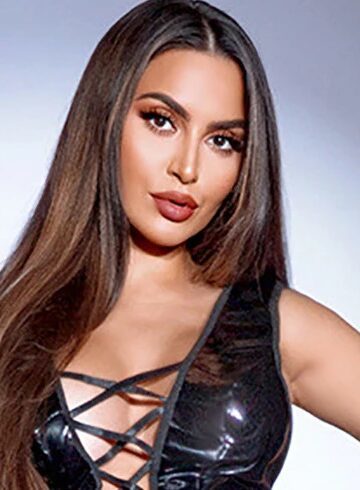 Queensway busty Mistress Rachell london escort