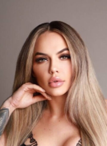 Baker Street 200-to-300 Sansia london escort