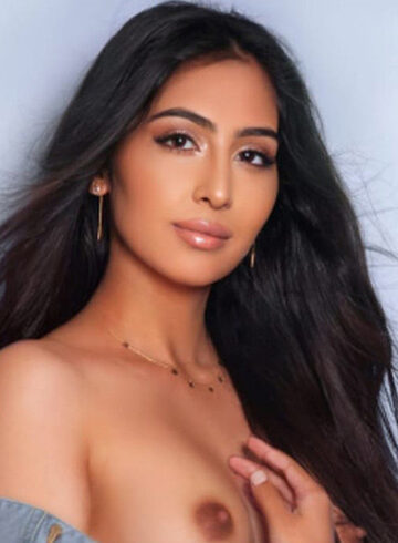Mayfair brunette Crina london escort