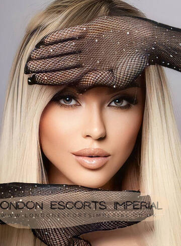 Earls Court blonde Colenia london escort