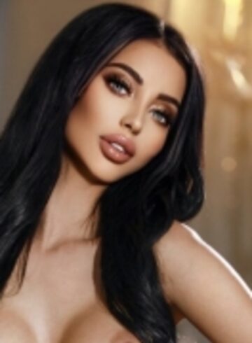 Earls Court busty Eileen london escort