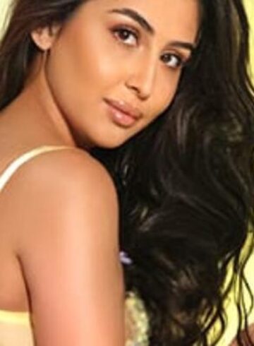 central london 200-to-300 Mina london escort