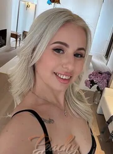 Gloucester Road party-girl Ysabella london escort