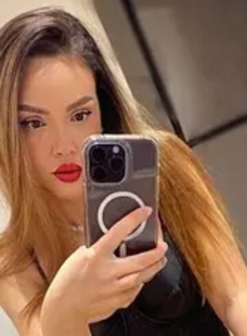 Gloucester Road 200-to-300 Amelia london escort
